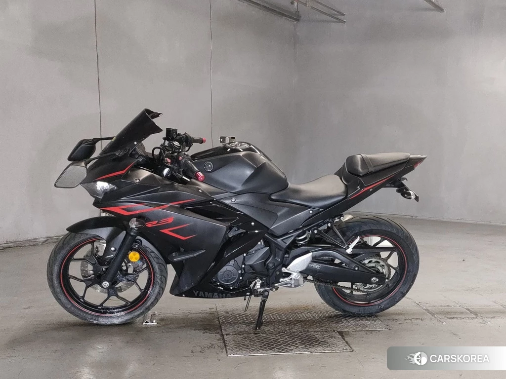 Проданный Yamaha YZF-R3 2017 из Японии