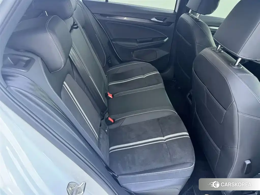 Volkswagen Golf id 4617129 из Китая 12