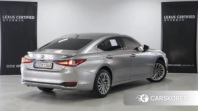 Lexus ES300h 7th generation id 3082091 из Кореи 9