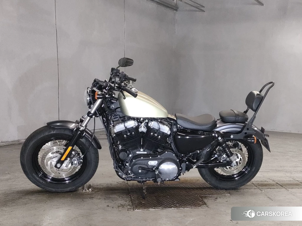 Проданный Harley-Davidson Sportster 48 XL1200X 2015 из Японии, фото 2