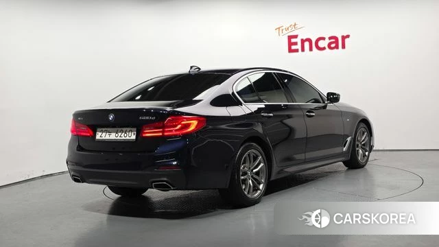 BMW 5 Series (G30) id 4543662 из Кореи 12