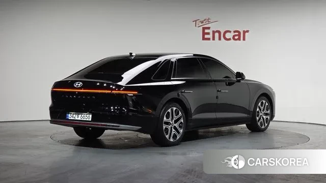 Hyundai Grandeur (GN7) id 3487056 из Кореи 12