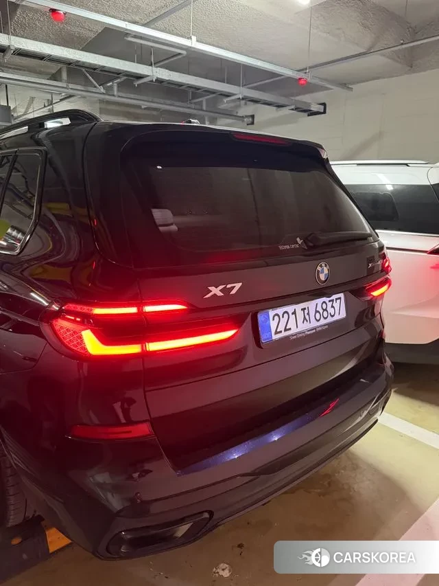 BMW X7 (G07) 2025 Черный из Кореи, фото 2