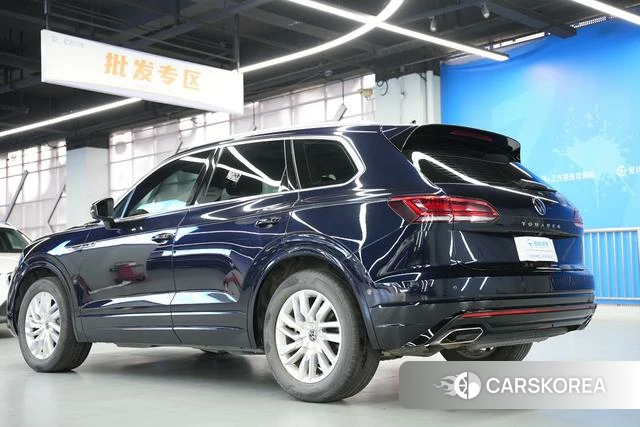 Volkswagen Touareg id 4240640 из Китая 12