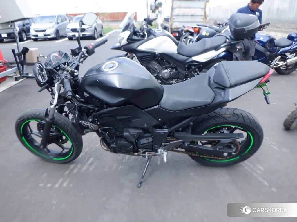 Проданный Kawasaki Z250 2014 из Японии, фото 2