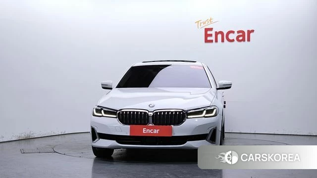 BMW 5 Series (G30) id 4507646 из Кореи 12