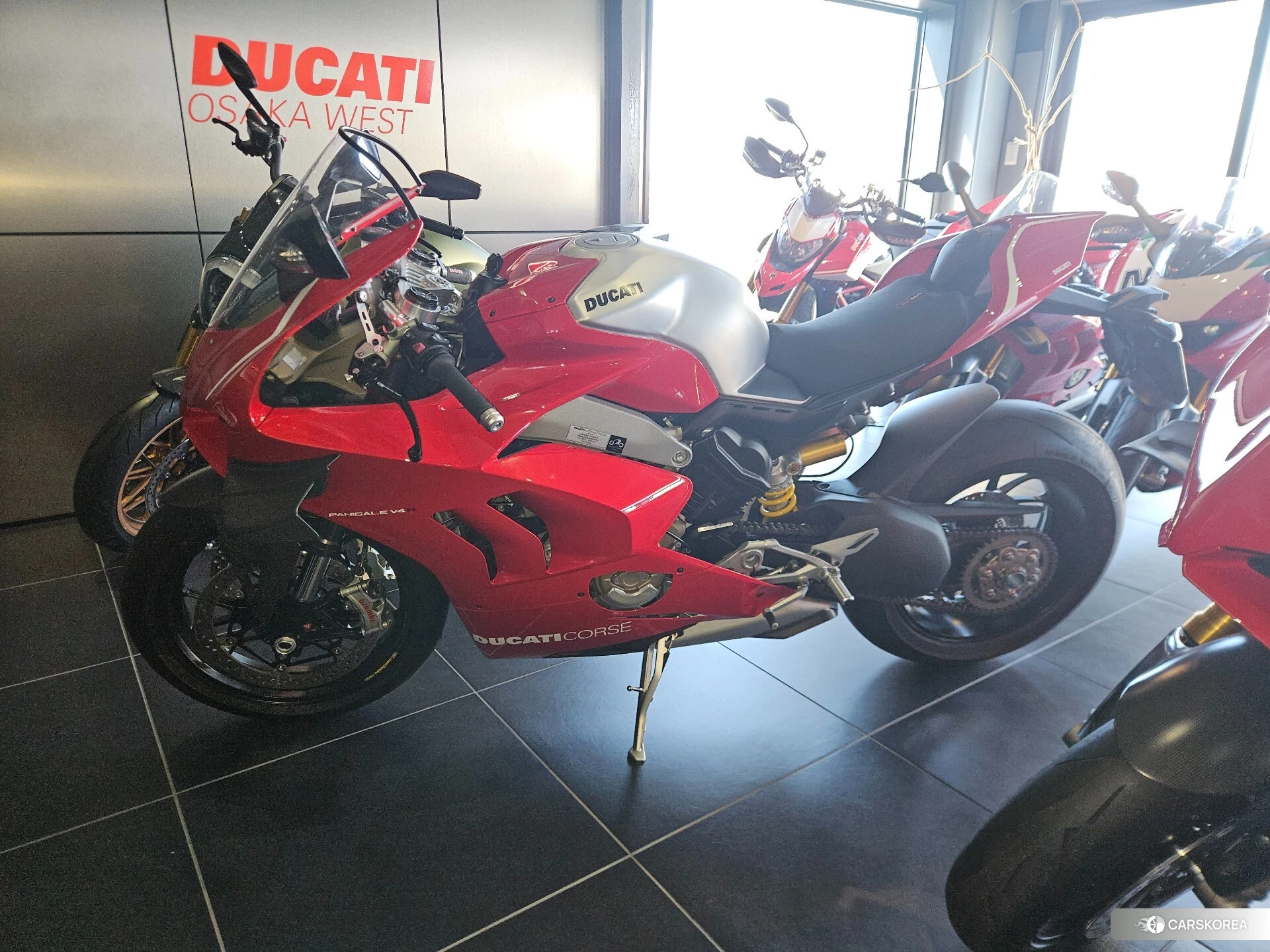 Ducati PANIGALE V4 2019 из Японии, фото 2