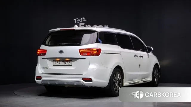 Kia The New Carnival id 3627148 из Кореи 12