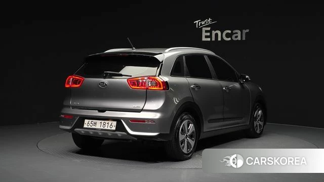 Kia Niro id 3796195 из Кореи 12