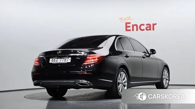 Mercedes-Benz E-Class W213 id 3687619 из Кореи 12