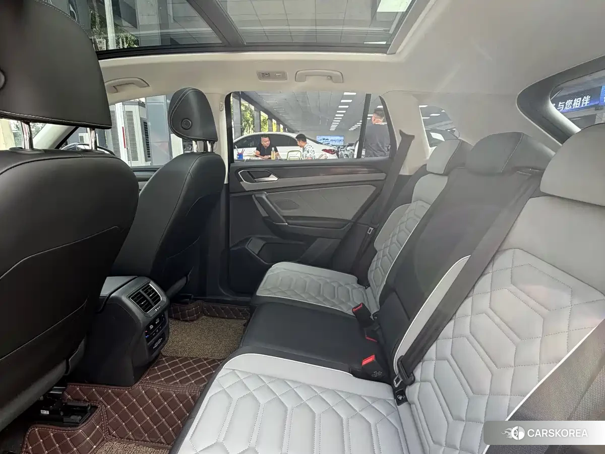 Volkswagen Tayron 2026 Черный из Китая, фото 2