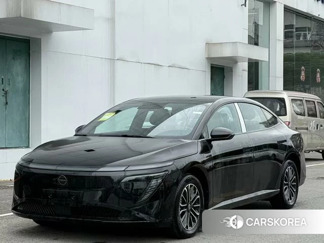 Nissan N7 2026 Черный из Китая, фото 2