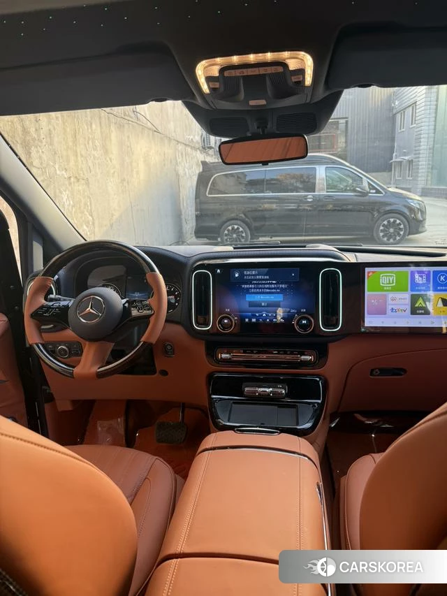 Mercedes-Benz V-class 2025 Черный из Китая, фото 4