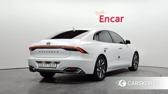 Hyundai The New Grandeur IG Hybrid id 3592151 из Кореи 12