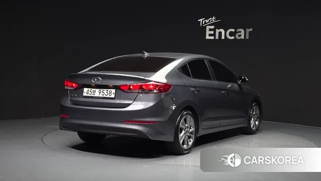 Hyundai Avante AD id 3766854 из Кореи 12