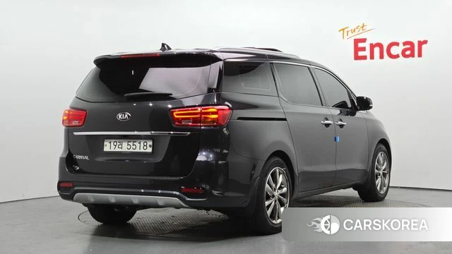 Kia The New Carnival id 4363351 из Кореи 12