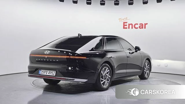 Hyundai Grandeur (GN7) id 3805615 из Кореи 12