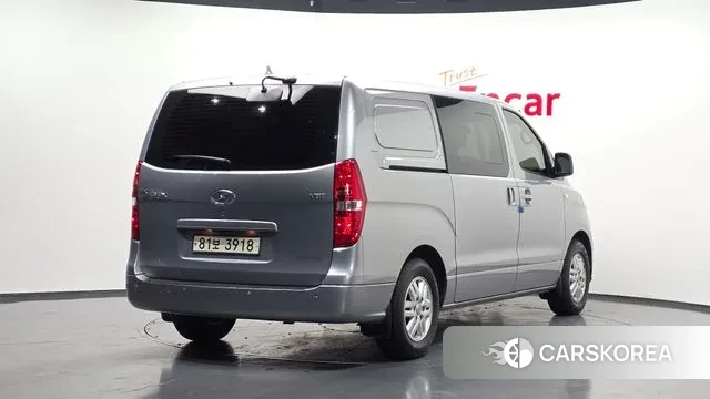 Hyundai The New Grand Starex id 3686665 из Кореи 12