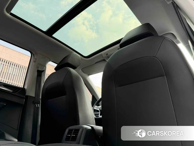 Volkswagen Exploring the shadow id 4259880 из Китая 10