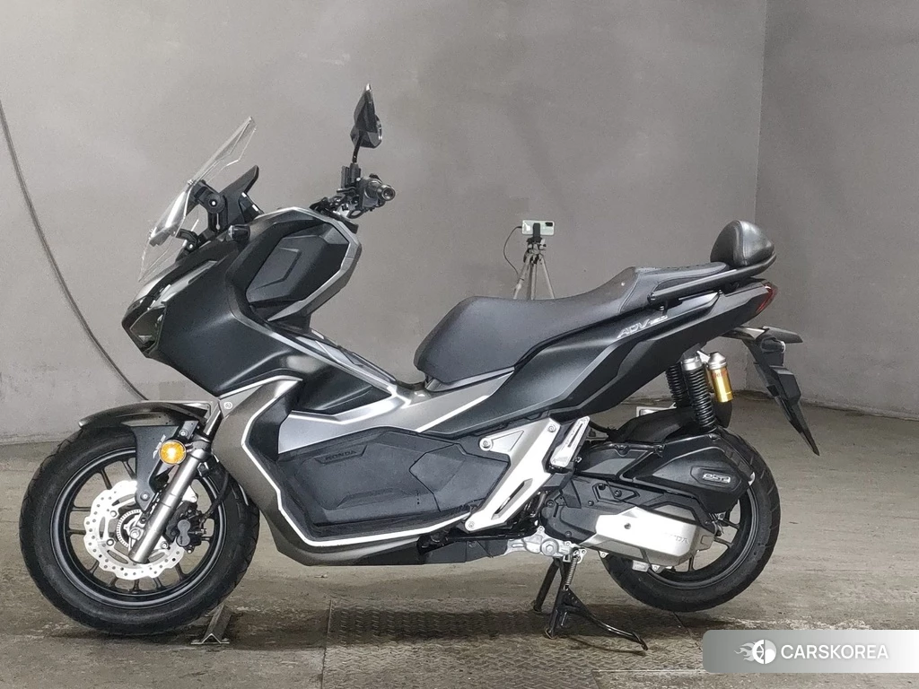 Проданный Honda ADV150 2019 из Японии