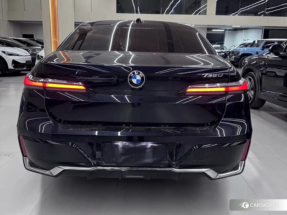 BMW 7 series 2026 Черный из Китая, фото 2