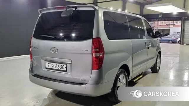 Hyundai The New Grand Starex id 3754763 из Кореи 9