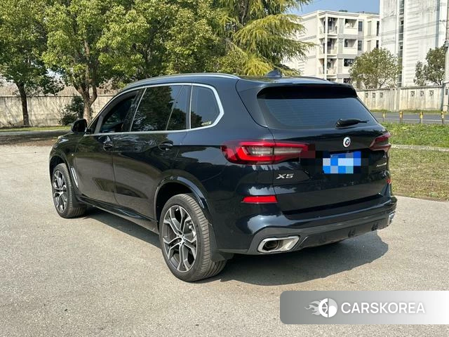 BMW X5 2023 Черный из Китая, фото 2