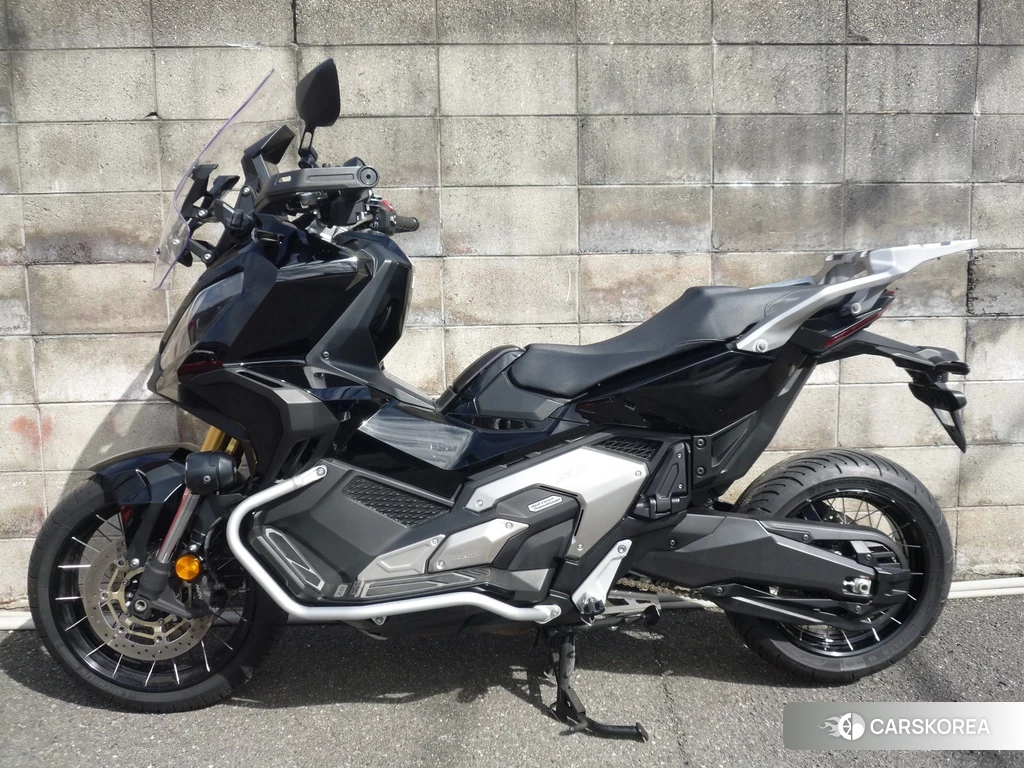 Проданный Honda X-ADV 750 2021 из Японии