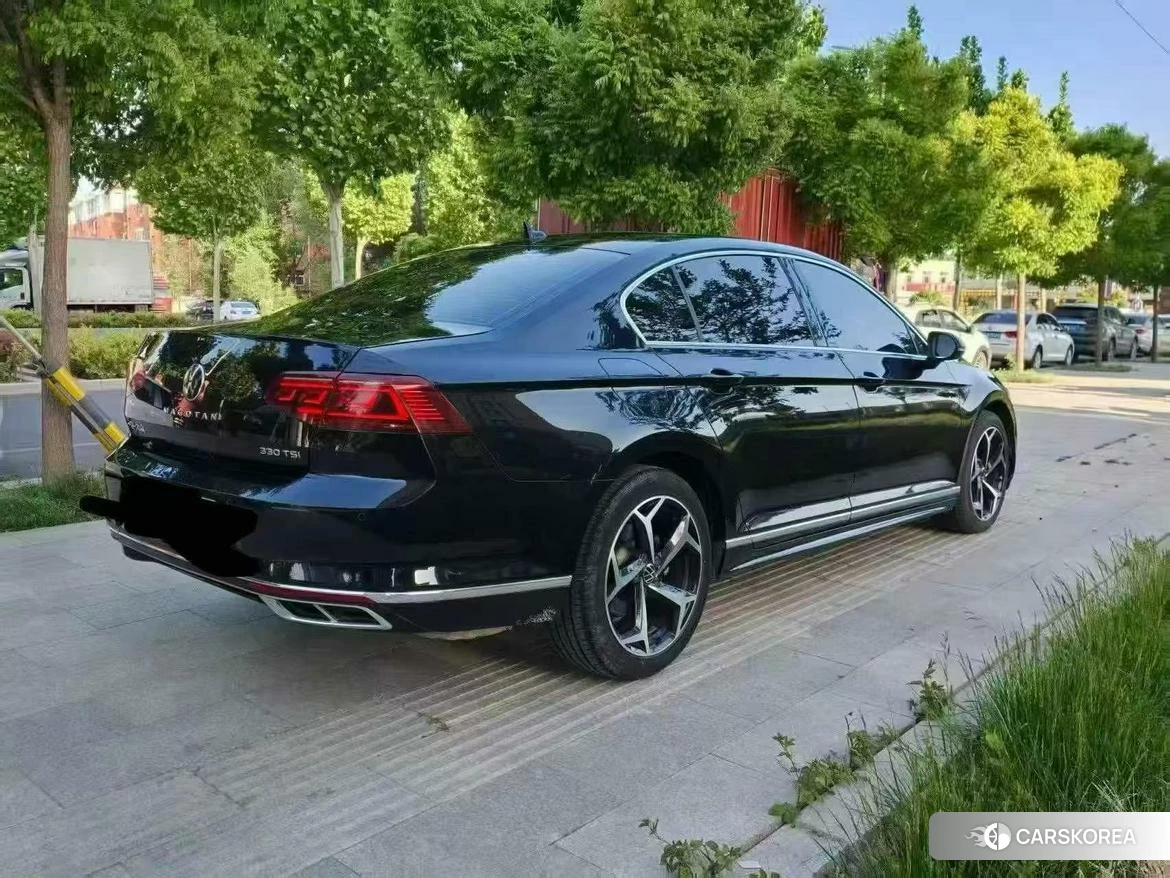 Volkswagen Magotan 2022 Черный из Китая, фото 2