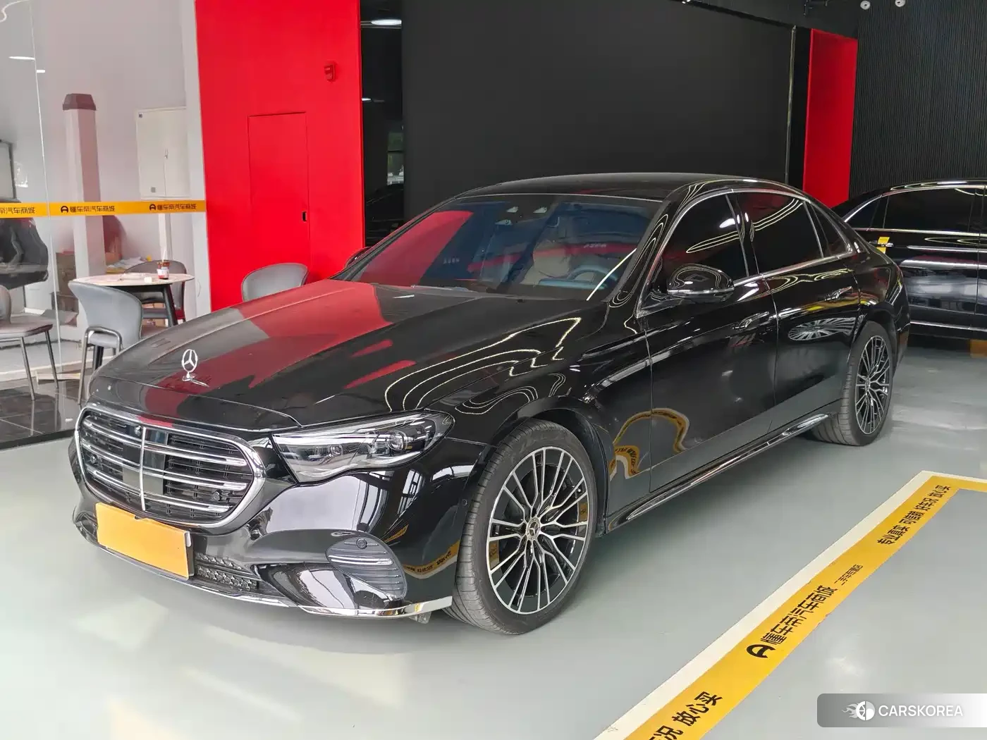 Mercedes-Benz E-Class 2025 Черный из Китая, фото 2