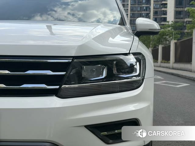 Volkswagen Tiguan L id 4219865 из Китая 12