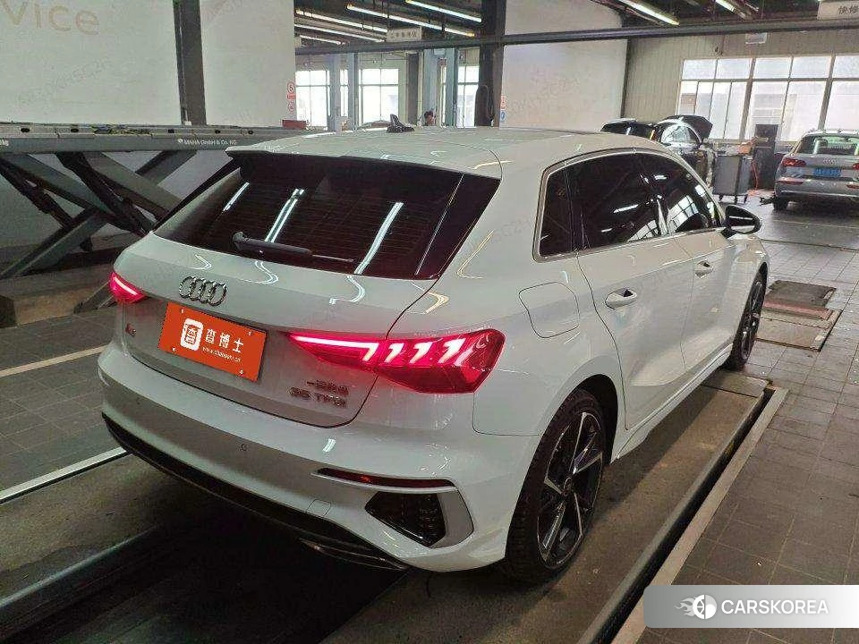 Audi A3 2022 Белый из Китая, фото 3