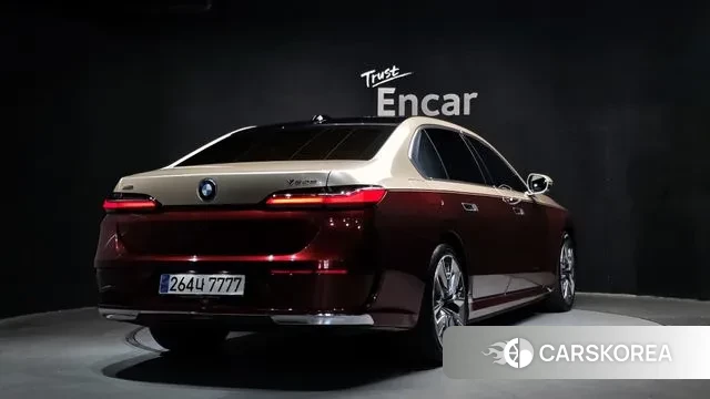 BMW 7 Series (G70) id 3644957 из Кореи 12