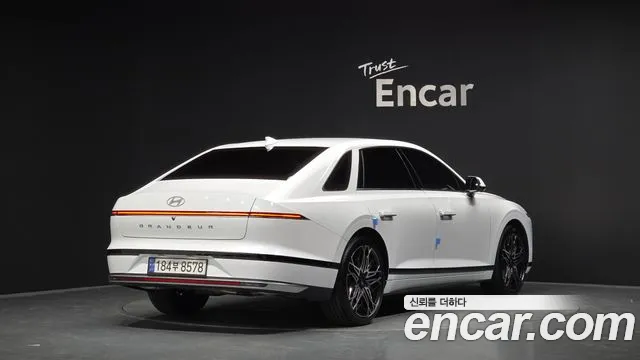 Hyundai Grandeur Hybrid (GN7) id 2852660 из Кореи 12