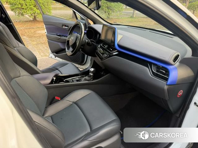 Toyota C-HR id 3896189 из Китая 12