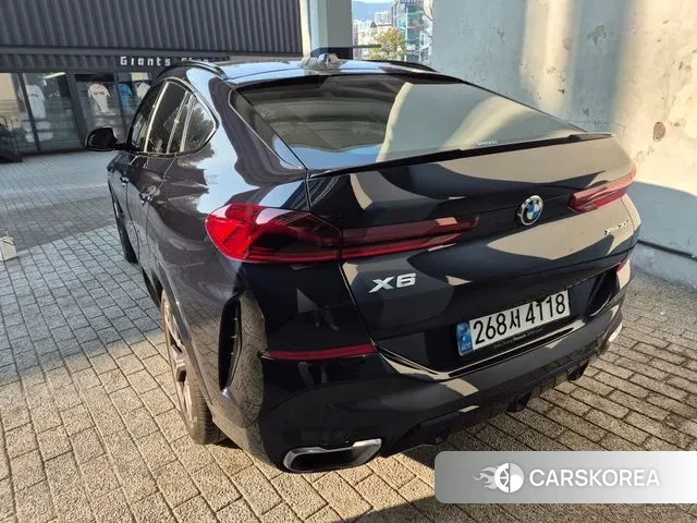 BMW X6 (G06) 2024 Черный из Кореи, фото 2