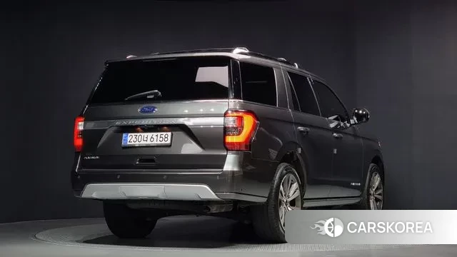 Ford Expeditation id 2998944 из Кореи 12