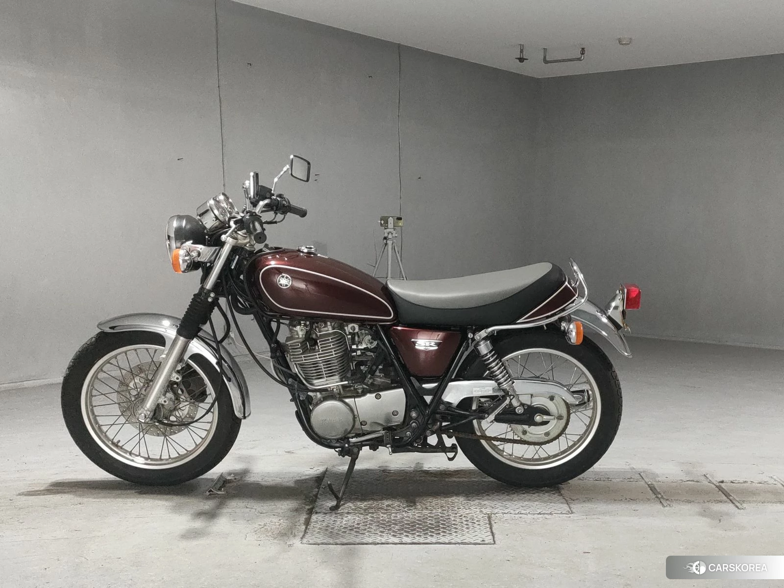 Проданный Yamaha SR 400 2015 из Японии, фото 3
