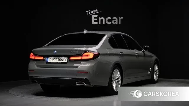 BMW 5 Series (G30) id 3503487 из Кореи 12