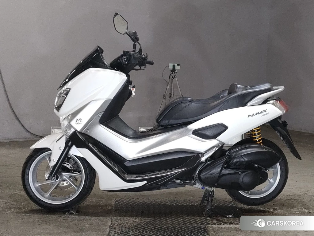 Проданный Yamaha N-MAX 155 2017 из Японии