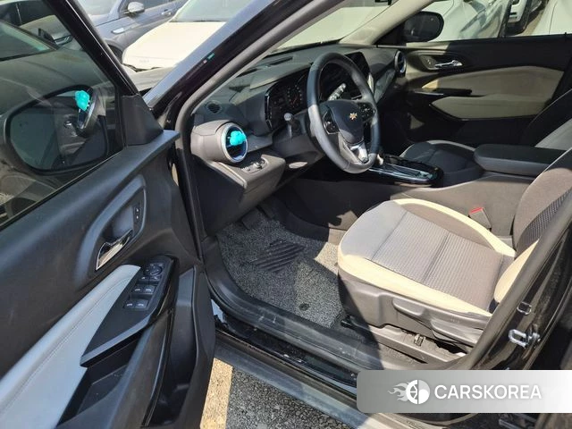 Chevrolet (GM Daewoo) Trax Crossover 2023 Черный из Кореи, фото 2