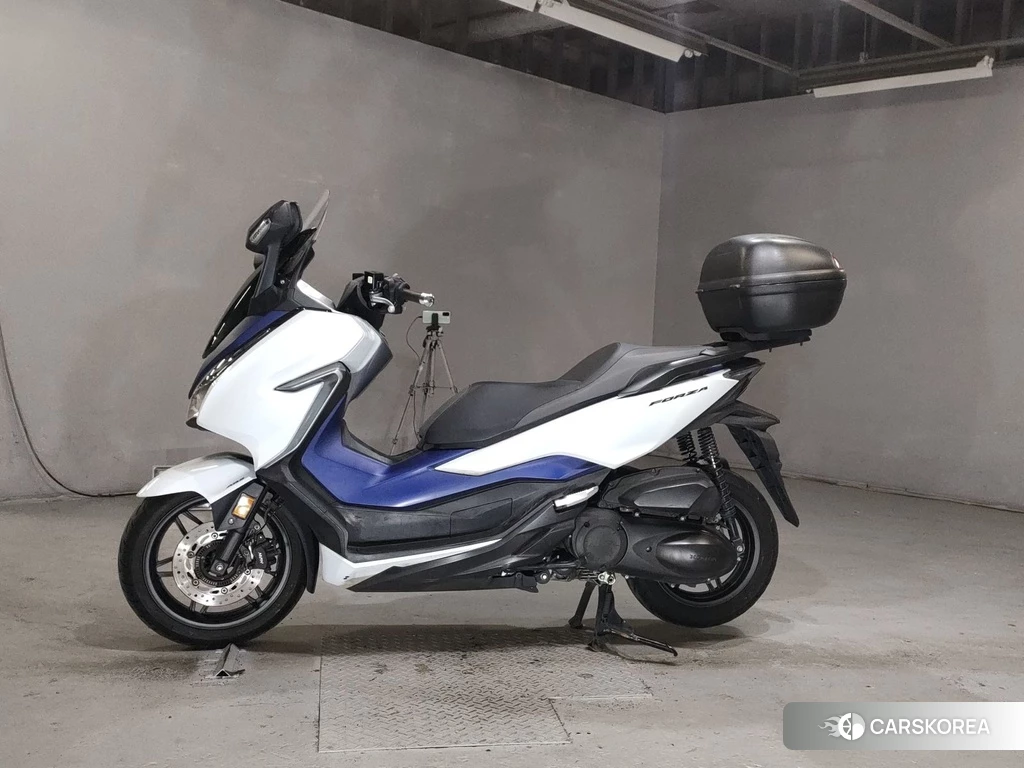 Проданный Honda FORZA 2018 из Японии