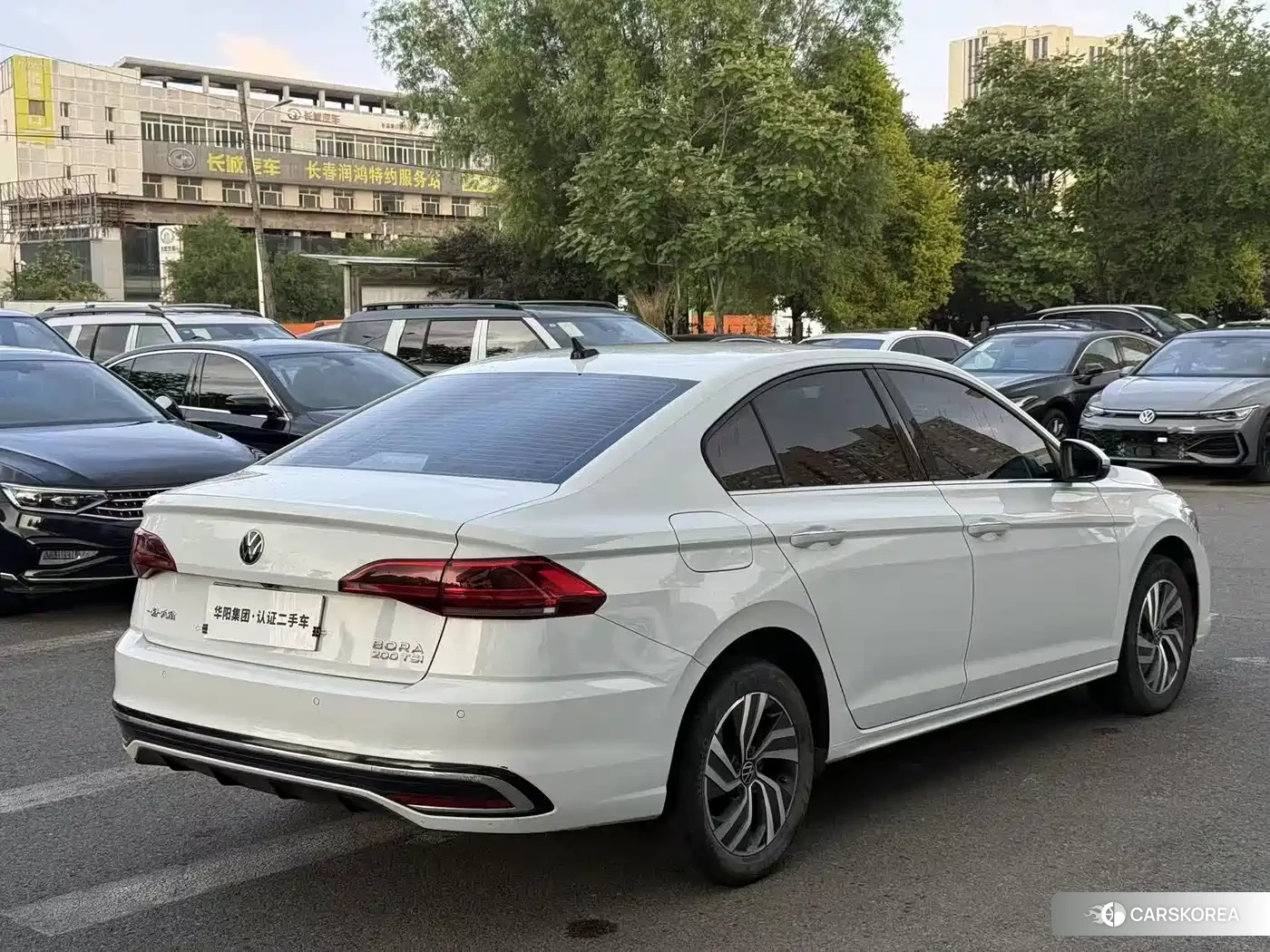 Volkswagen Bora 2023 Белый из Китая, фото 5