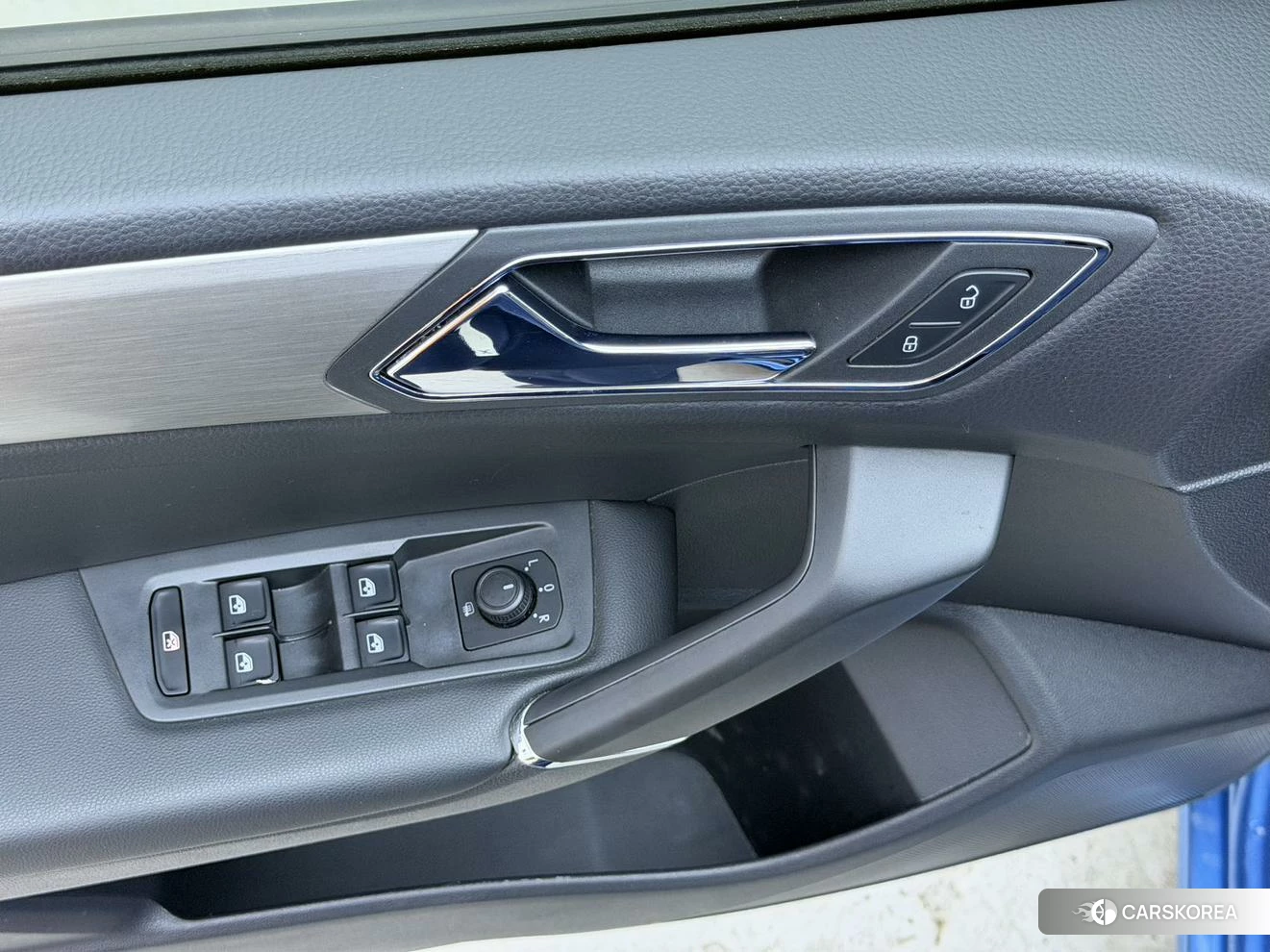 Volkswagen Touran L id 4510405 из Китая 12