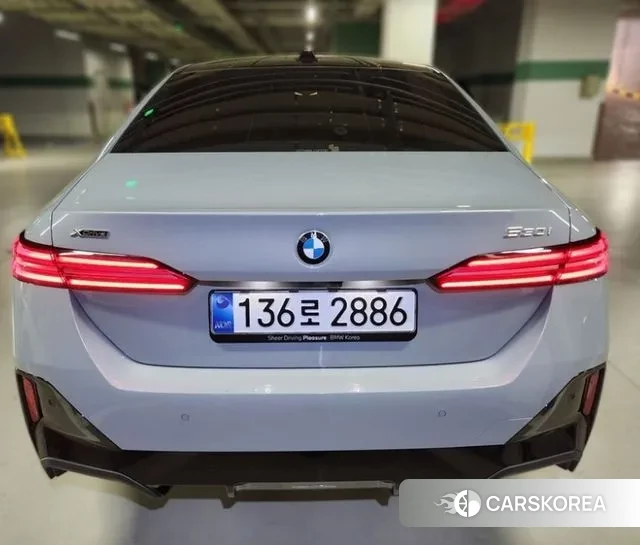 BMW 5 Series (G60) id 3732182 из Кореи 12