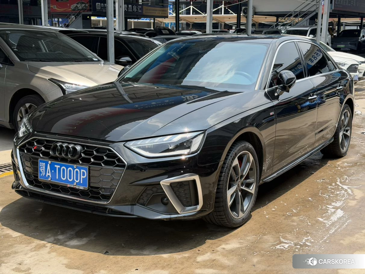 Audi A4L id 4512460 из Китая 8