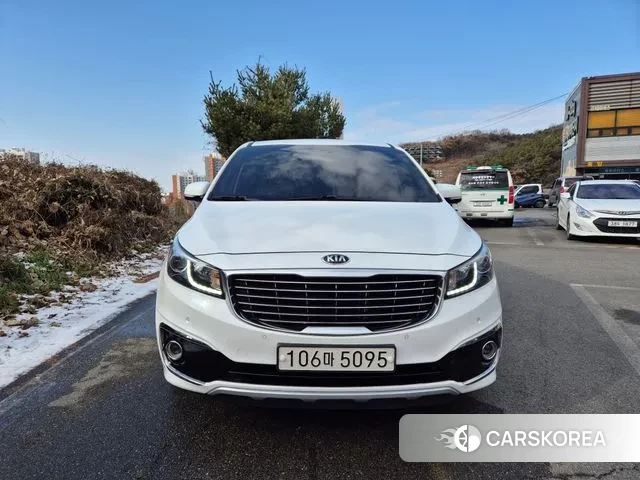 Kia All New Carnival id 3451606 из Кореи 8