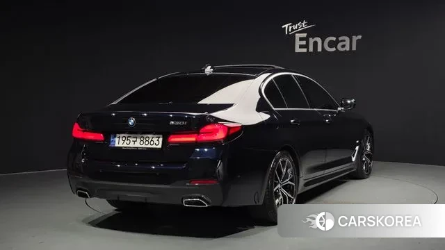 BMW 5 Series (G30) id 3447518 из Кореи 12