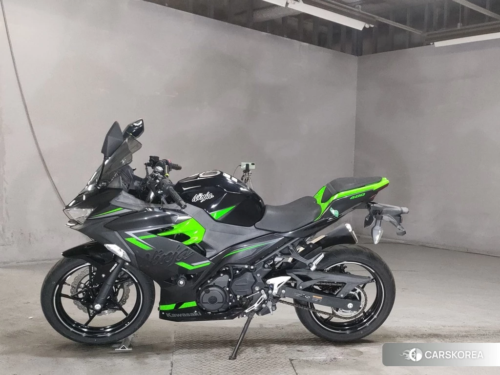 Проданный Kawasaki NINJA 400 2019 из Японии, фото 2
