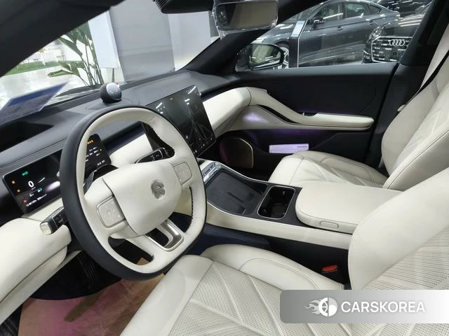 Weilai ET5 2026 Черный из Китая, фото 2